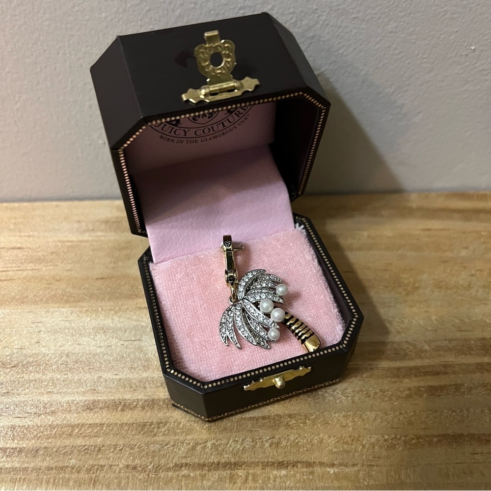 NIB Juicy Couture Palm Tree Charm with Rhinestones and Faux Pearls